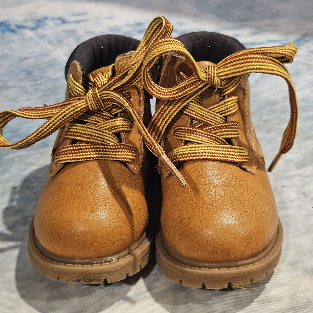 Carter's‎ Toddler Boys Lace Up Work Boots Brown Ankle Boots Size 6